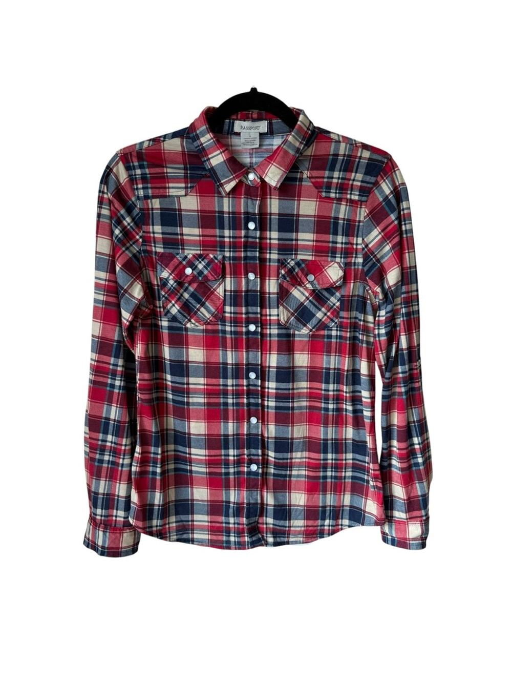 Passports women’s plaid button up with pearl snaps size medium lightweight